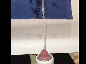 Piss and big cumshot! 💦